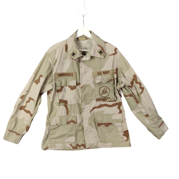 US Navy Seabees Battalion Desert Camo Utility‎ Jacket Military Patches Size M - Picture 1 of 11